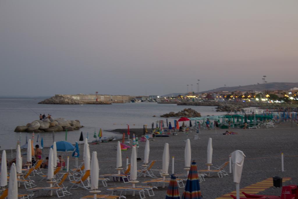 Hotel Miramare Ciro Marina Luaran gambar