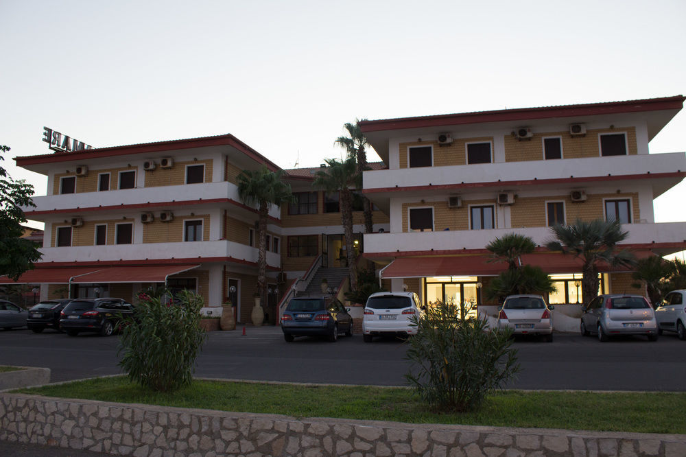 Hotel Miramare Ciro Marina Luaran gambar